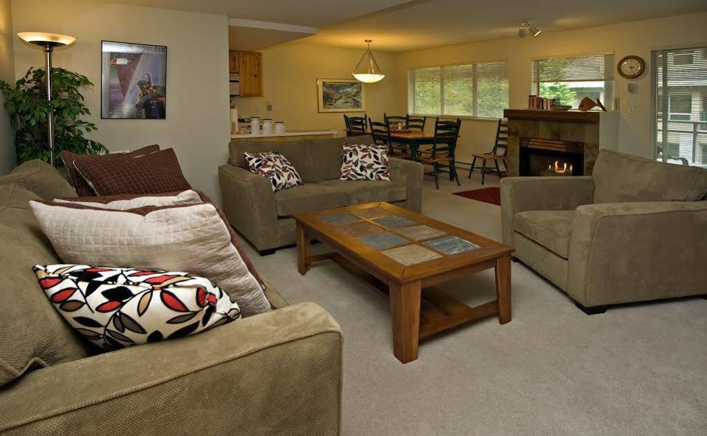 Westwind Properties At Valhalla Whistler Exterior foto
